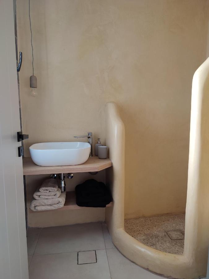 Charming Cozy Suites Naxos City Buitenkant foto