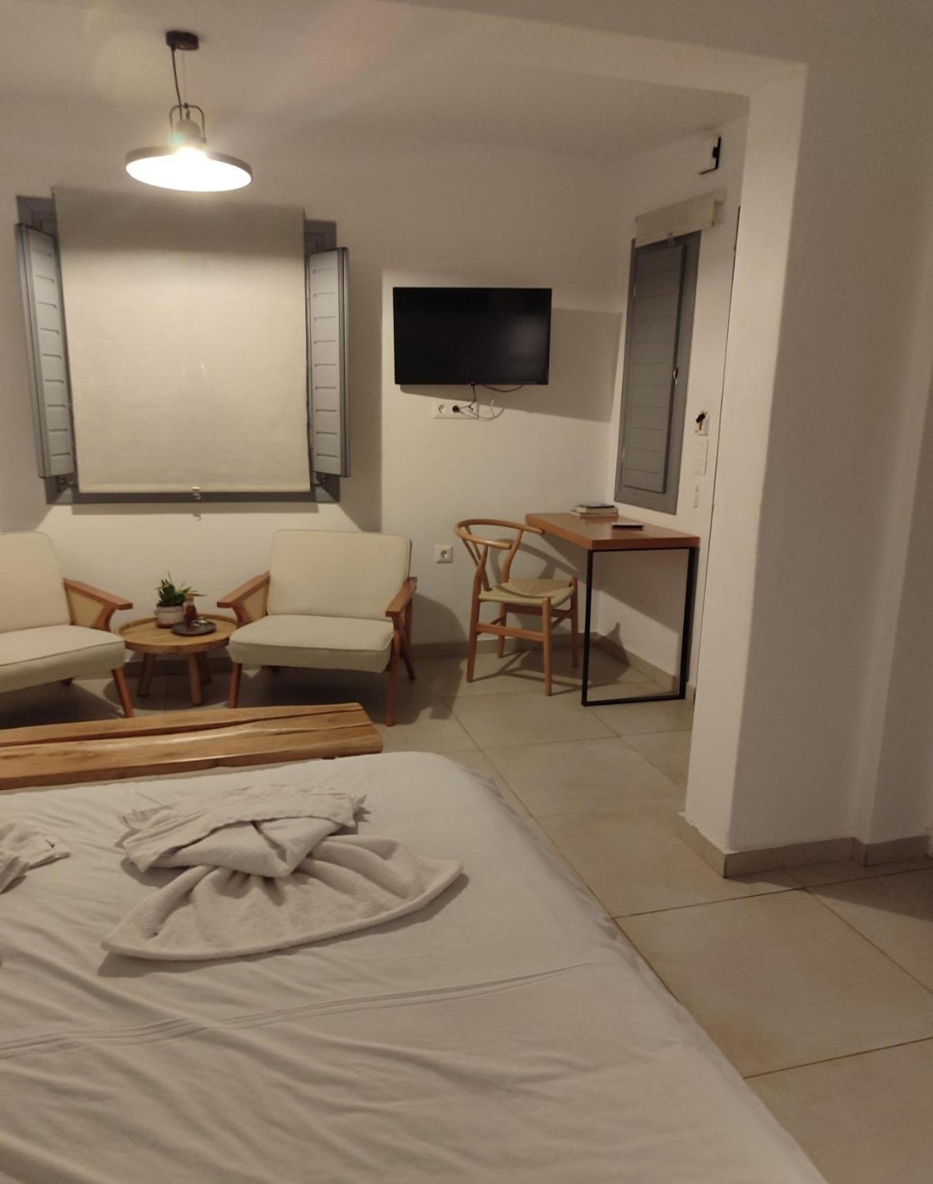 Charming Cozy Suites Naxos City Buitenkant foto